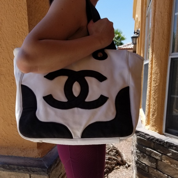 CHANEL Handbags - Chanel handbag